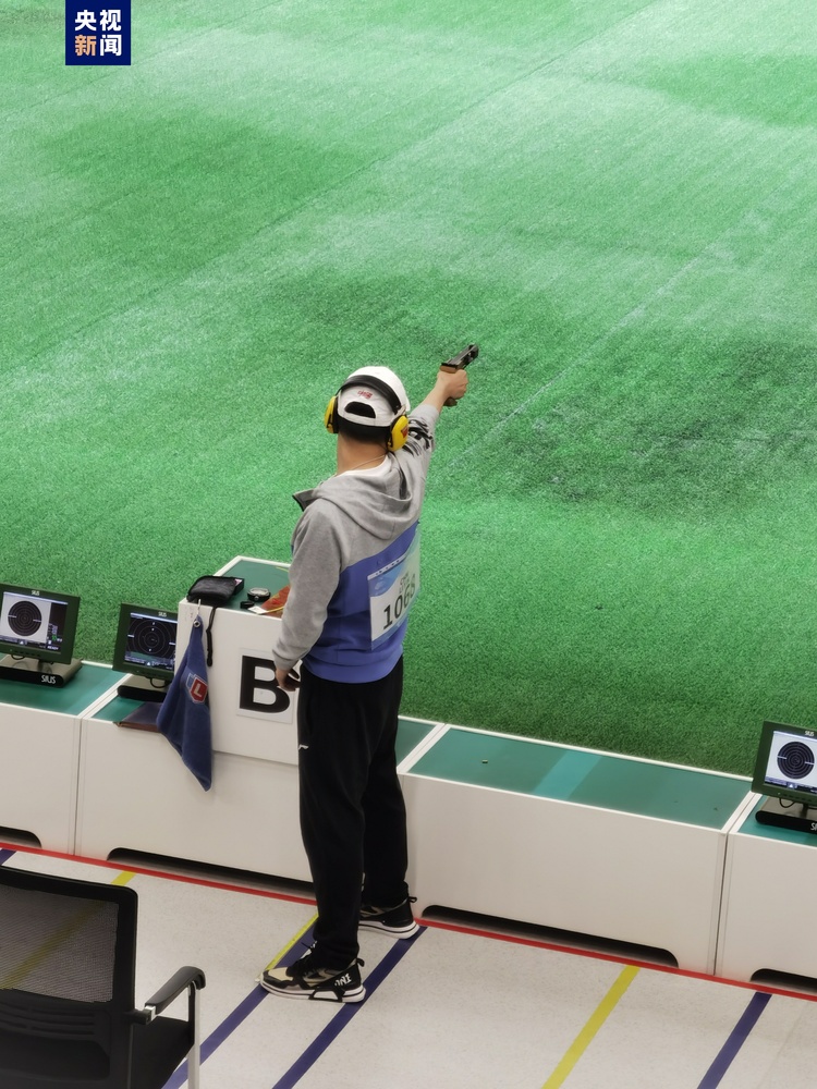 中国队再获亚运会金牌,刷新纪录 中国队再获亚运会金牌,刷新纪录