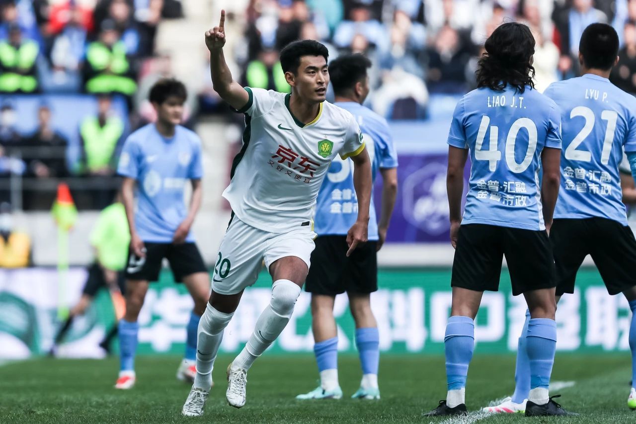 包含国安大将受伤！前锋或缺席关键战役的词条