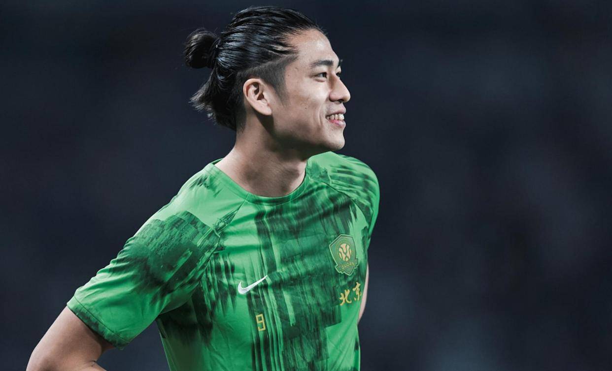 包含国安大将受伤！前锋或缺席关键战役的词条