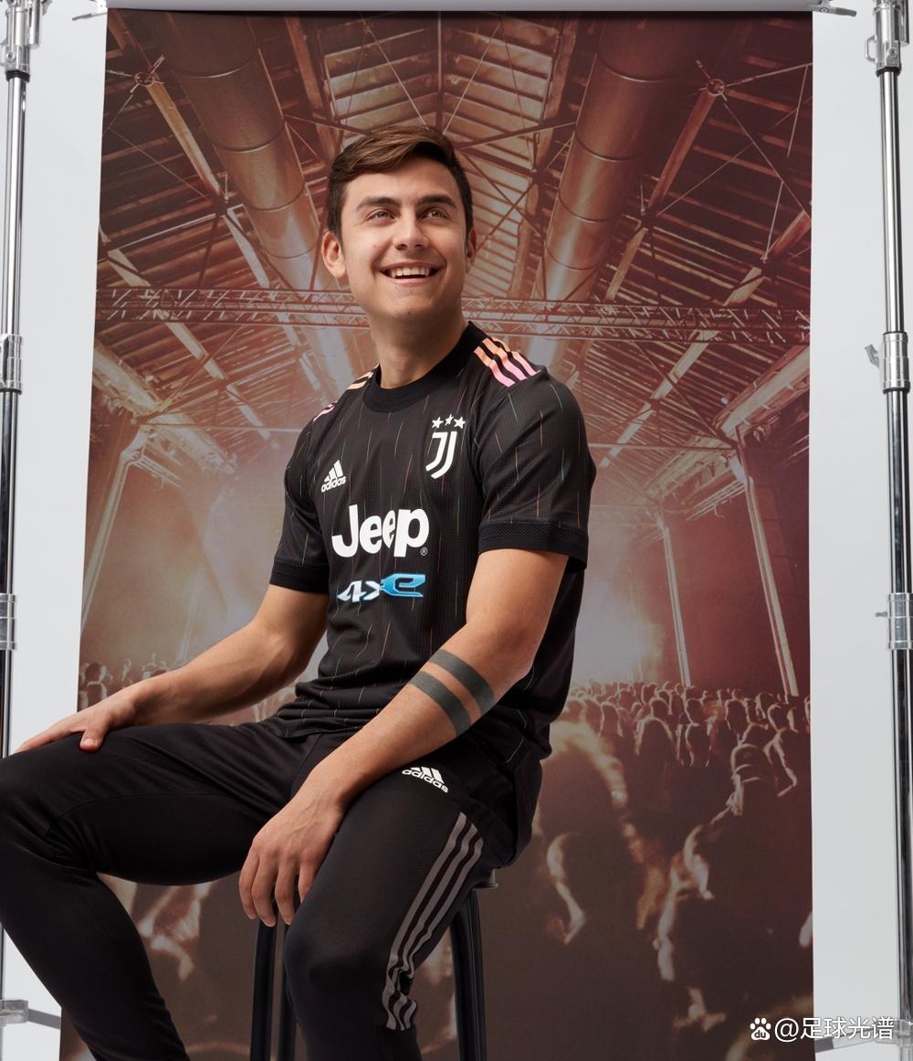 尤文图斯队大获全胜，备战决赛