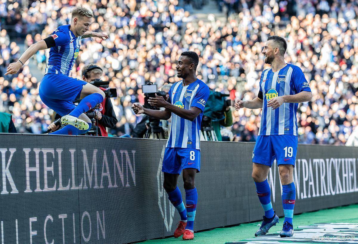 柏林赫塔队目前在德甲联赛表现稳定 柏林赫塔队目前在德甲联赛表现稳定