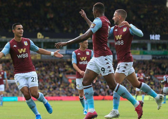 西汉姆联主场大胜,正式摆脱保级威胁 西汉姆联主场大胜,正式摆脱保级威胁