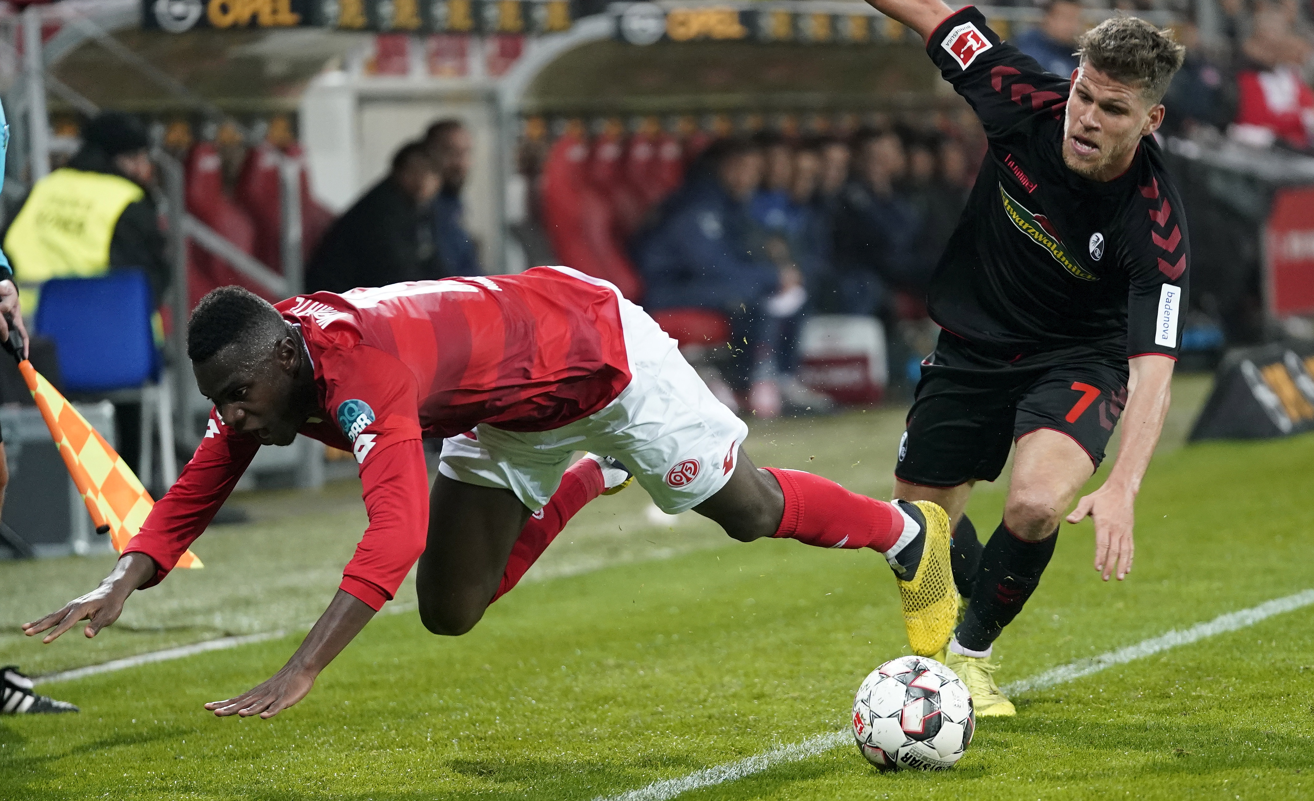 弗赖堡队在主场掀起风暴,逆转维尔纽斯 弗赖堡队在主场掀起风暴,逆转维尔纽斯