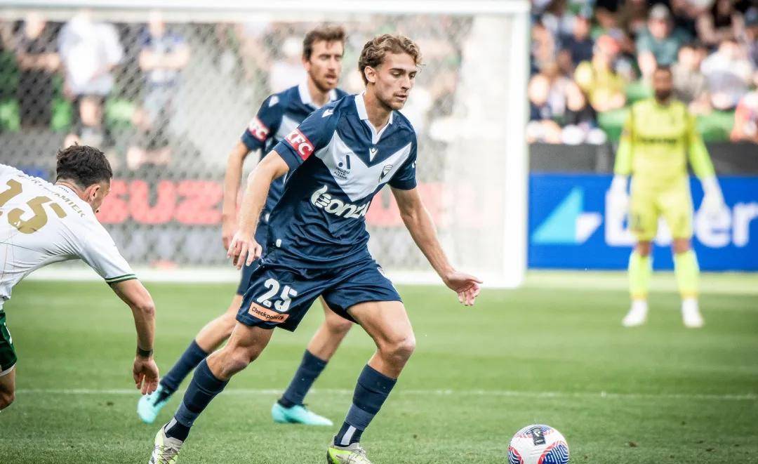 澳大利亚球员入选顶级联赛，展现实力与潜力