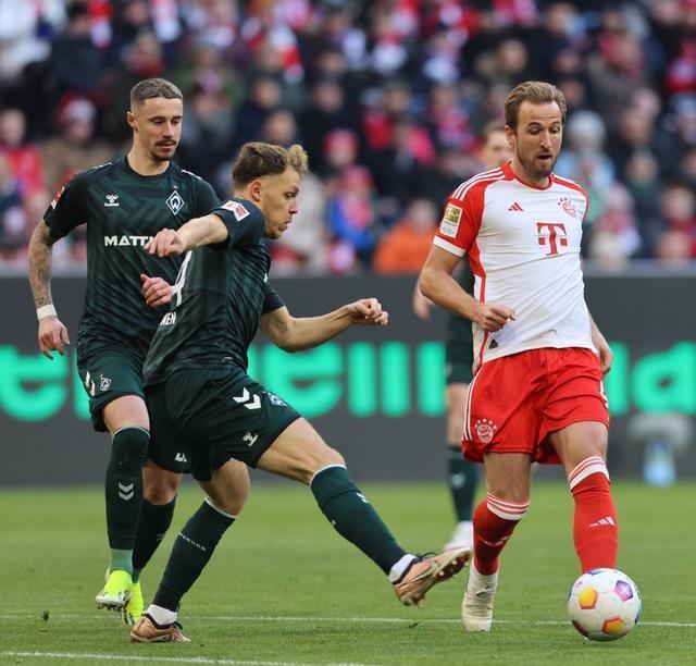 拜仁慕尼黑轻松击败不莱梅，继续领跑德甲榜单的简单介绍