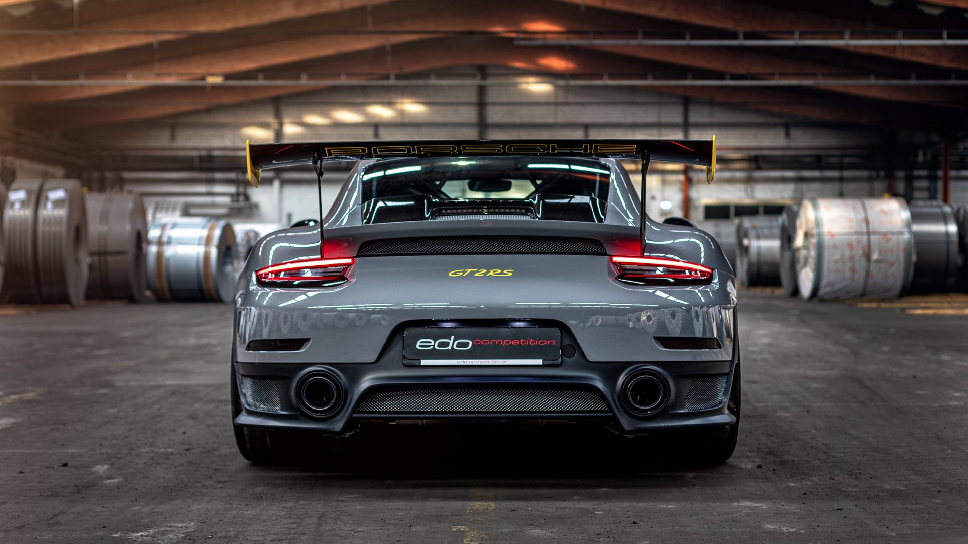 从伯纳乌到东方，C罗关键一球如何打穿中国足球的思考